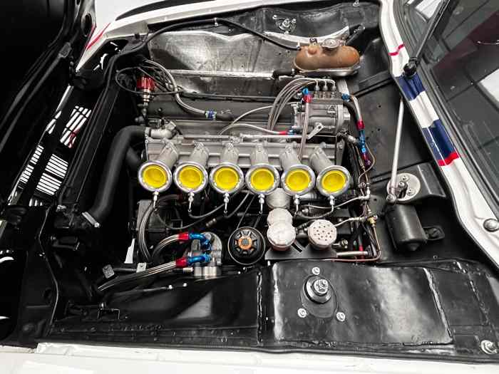 BMW CS de 1971, transformé en 30 CSL spécification H2 de 1976 4