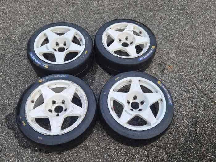 Jantes Compomotive BMW M3 E30 Grp A MO1780 3