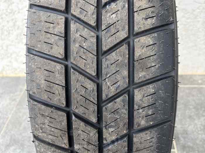 2 Pneus Hankook, Z210, pluie W52, 180/...