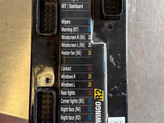 Power box Clio R3 / Twingo R2