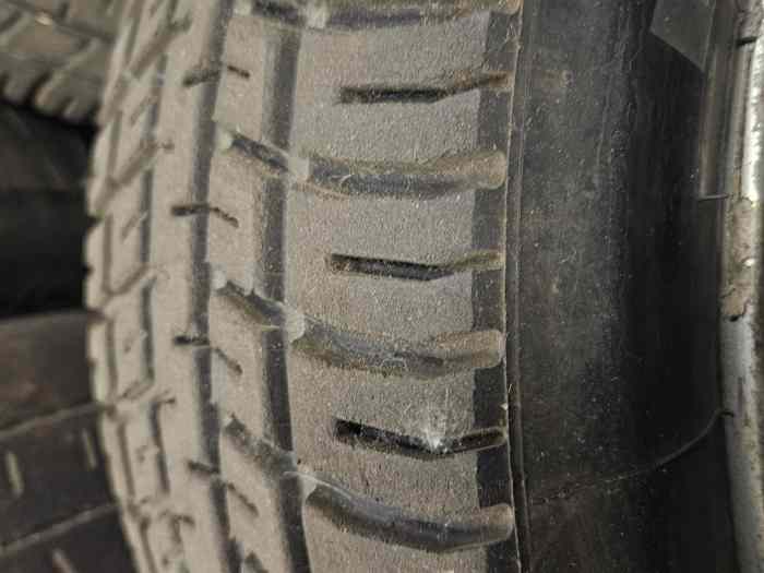 Pneu rallye Michelin p2c 16 pouces et jantes clio rs 3