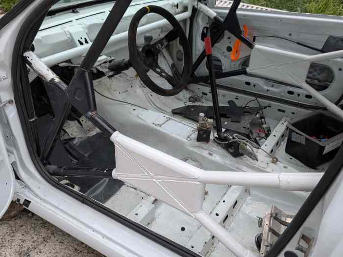 Clio RS f2000 2