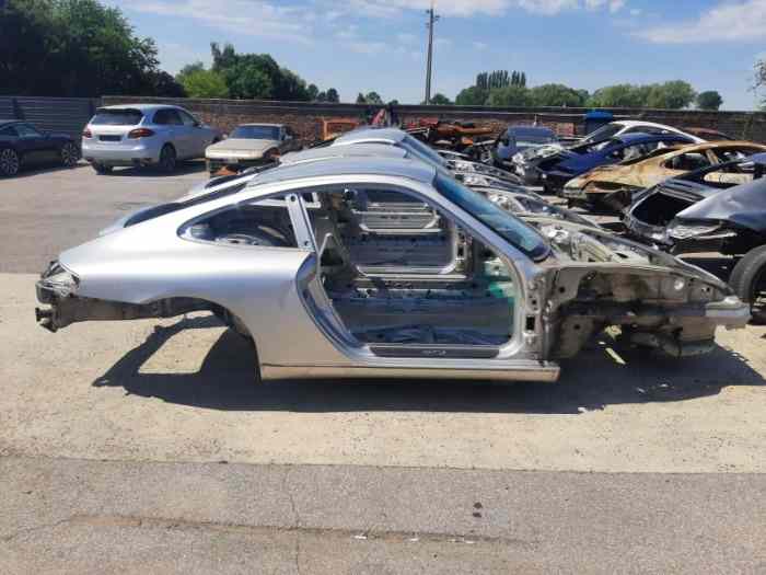 Caisse Porsche 996 GT3 (2003) – Carte grise incluse 1