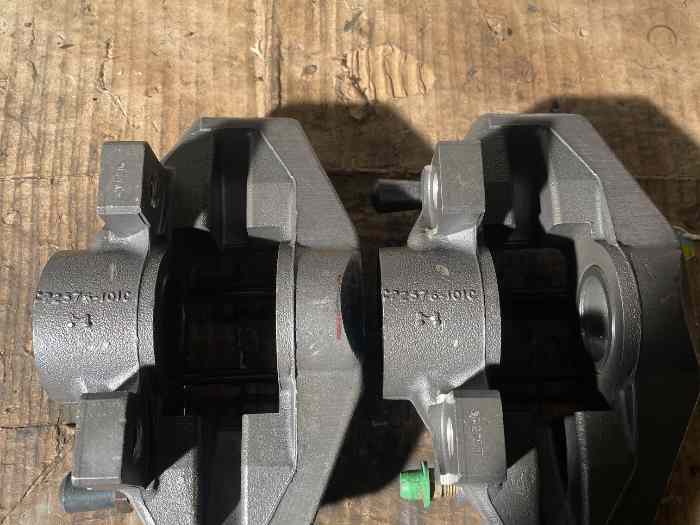 (Vds) étrier arrière AP RACING CP2576 neuf 1