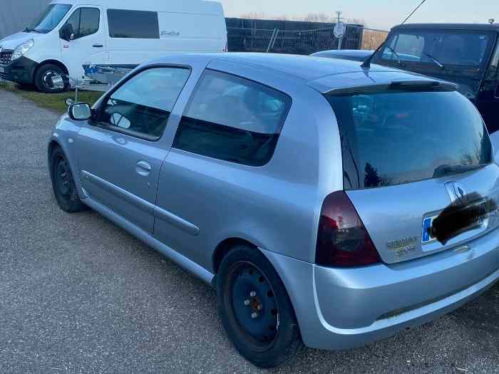 Clio 2 rs 172 1