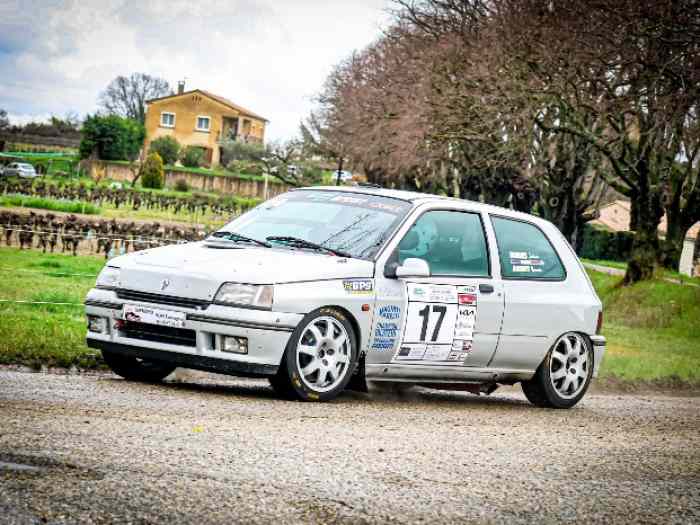 B2J Sport Loue Clio kit-car A7K voies étroites 2