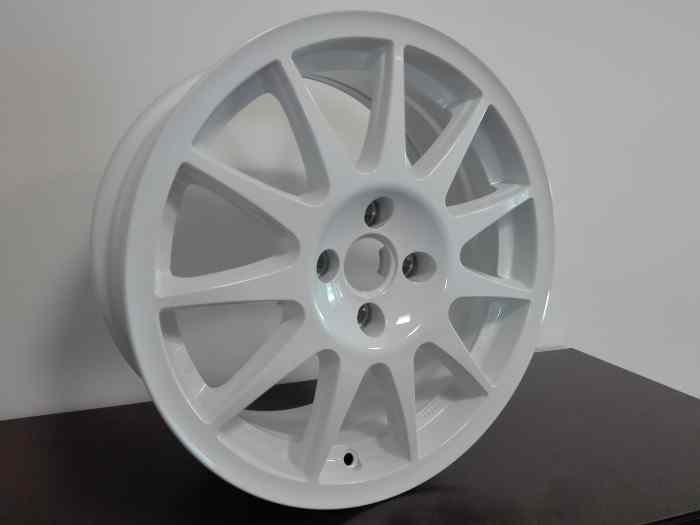 Jante Renault 7x16 Speedline Corse Turini White 1