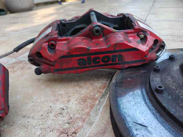 BMW M3 E36 Etriers ALCON + BOLS + cales 1