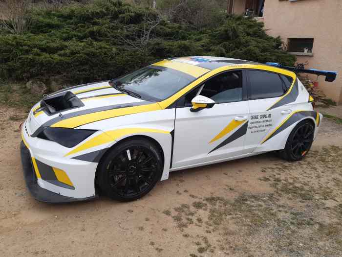 Cupra leon cup racer 0