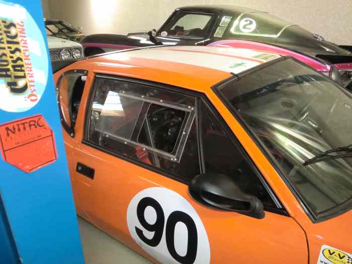 pare brise neuf de tomaso pantera