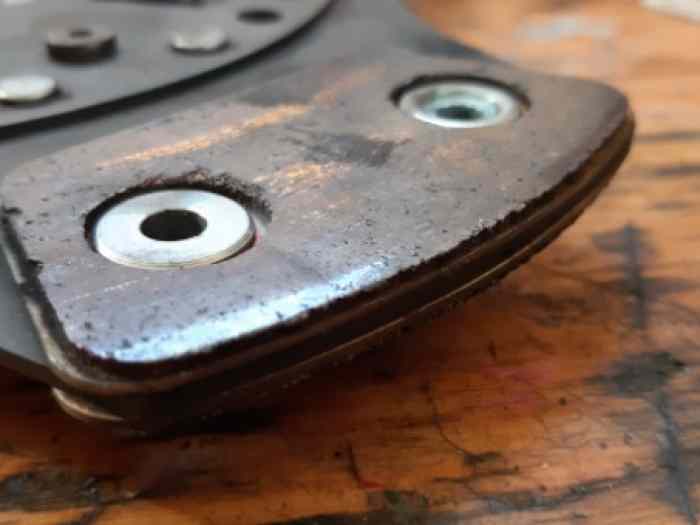 Disque embrayage 4 patins SACHS Peugeot 206 RC (18 cannelures D228mm) - à réfectionner 2