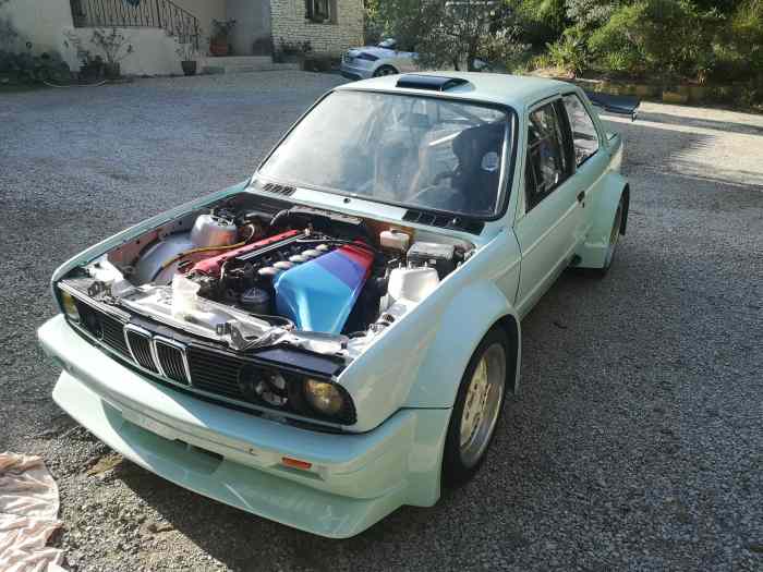 BMW E30 moteur M3 3L ful circuit 3