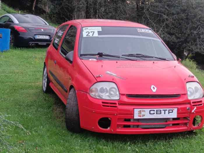 Vends caisse clio 2 rs1 f2000 0