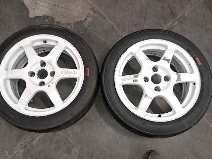 Yokohama A051T M NEUFS 190/600 R16 1