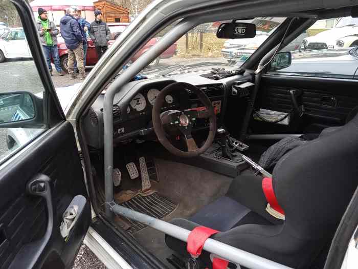 BMW 325ix VH courses sur terre ou neige 2