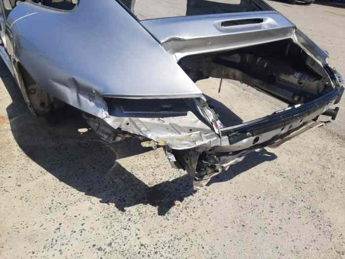 Caisse Porsche 996 GT3 (2003) – Carte grise incluse 2
