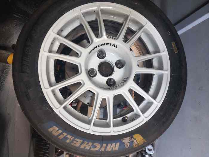 Pneu michelin 15 0