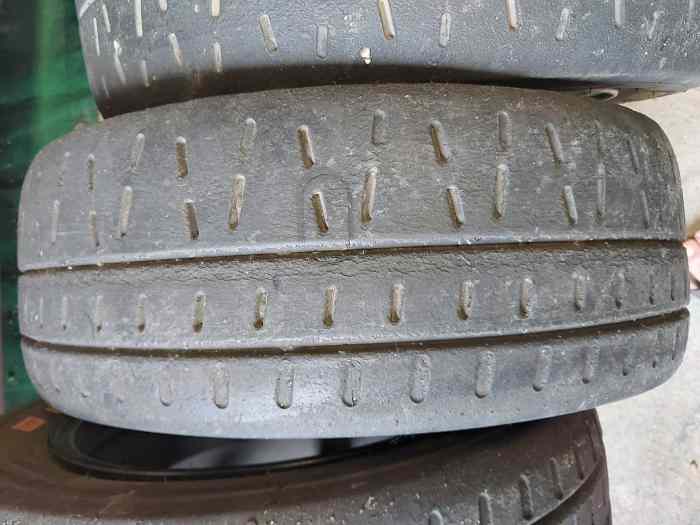 Pneus Pirelli 15 pouces RK5A RK7 2025 5