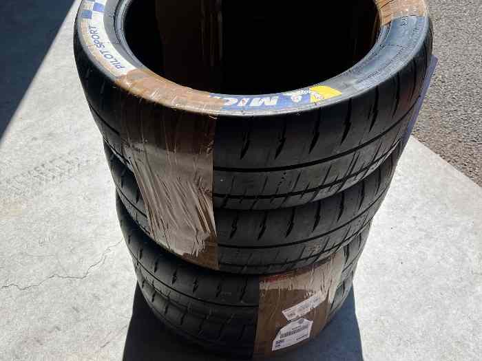 Pneus Michelin Pilot Sport M20 RALLYE NEUF 0