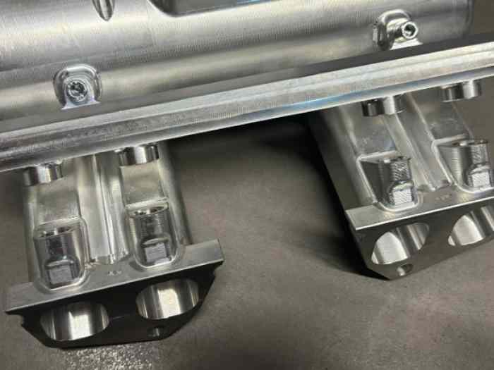 Colector de Admisión EVO Aluminio R5 GT Turbo 1