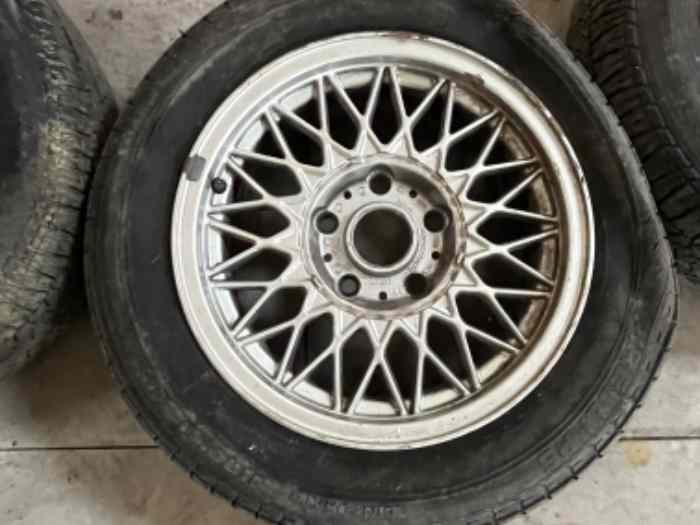 Jantes bbs 15 pouces bmw m3 e30 à restaurer 3