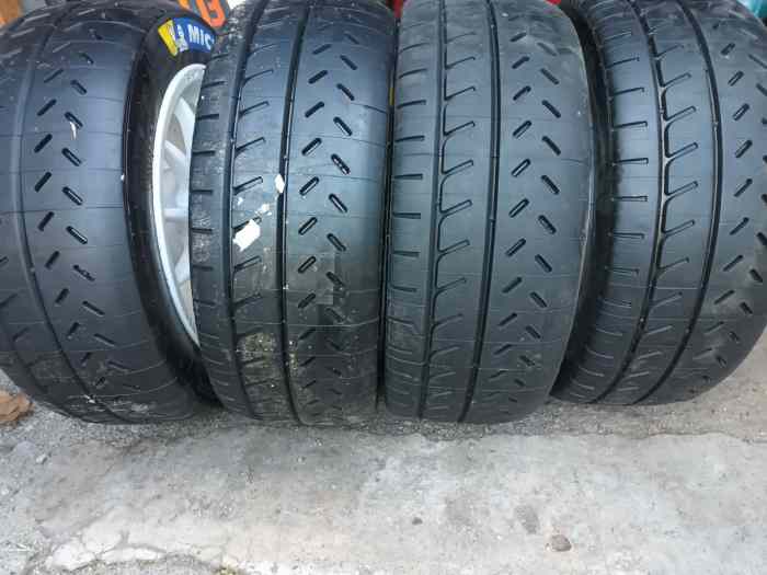 Pneu michelin neuf