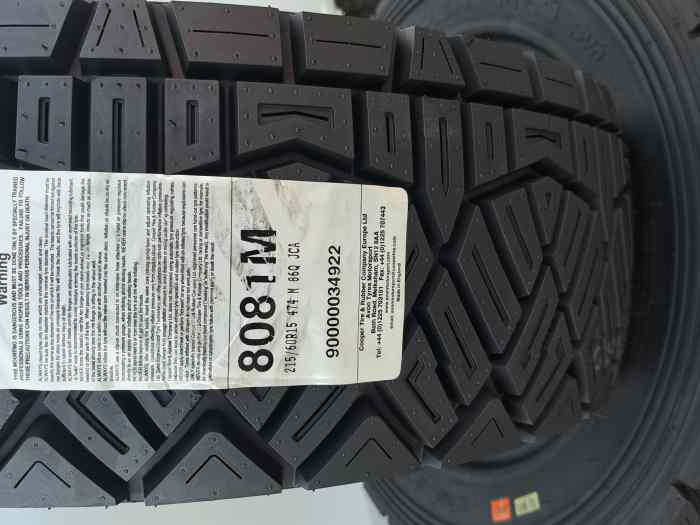 Cooper M+S 215/60R15 E 1