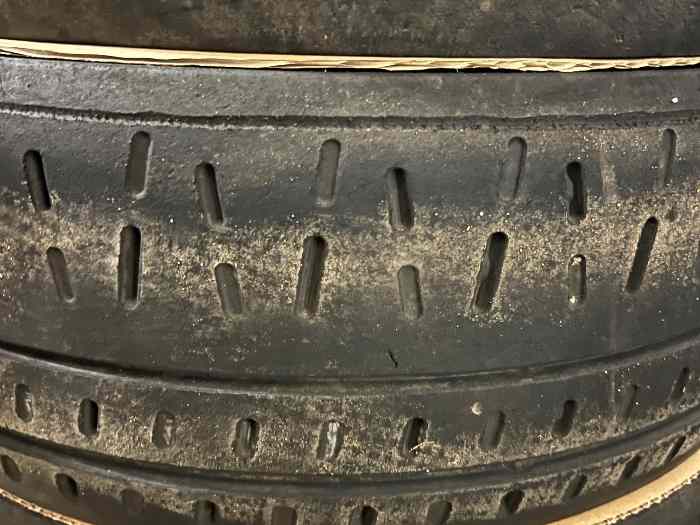 Pirelli RA7+A 17 pouces 3