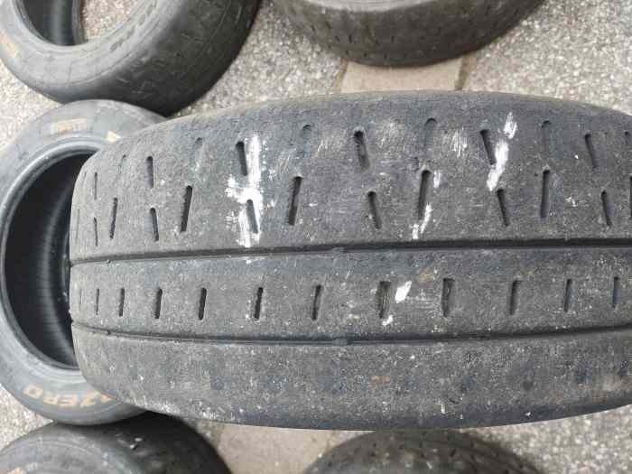 Pneu pirelli 1