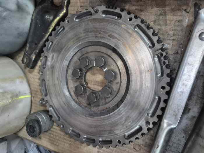 Embrayage plus volant moteur allégé 215 clio 2 rs 0
