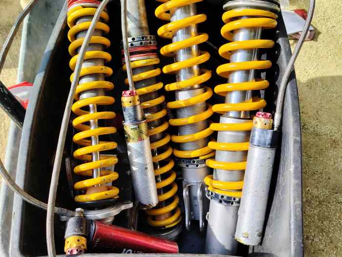 KIT AMORTISSEUR ASPHALTE MITSUBISHI EVO 9 R4