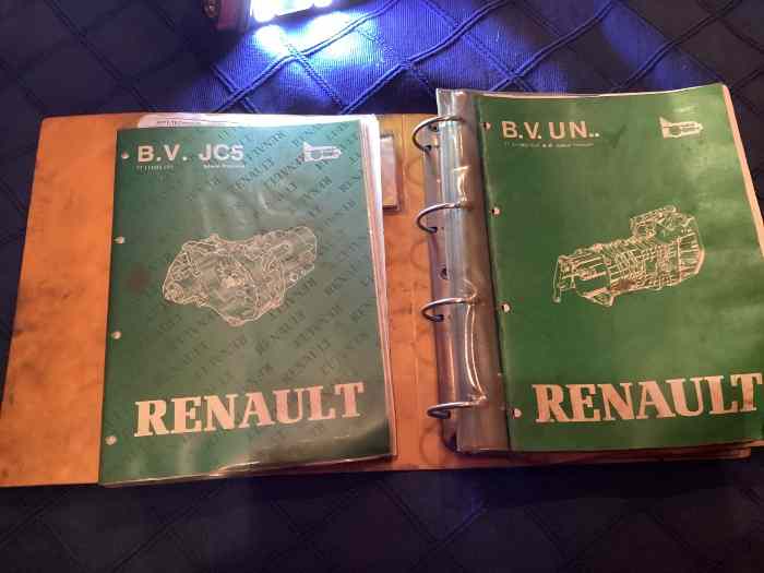 Ancien agent renault vend documentation 3