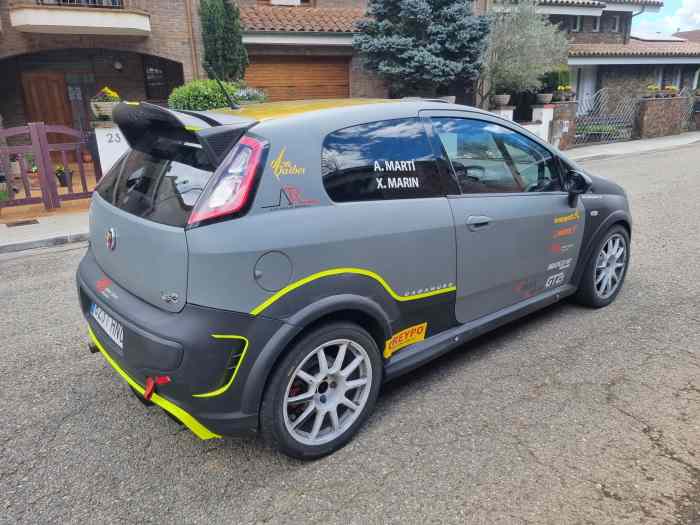 Abarth punto evo 4