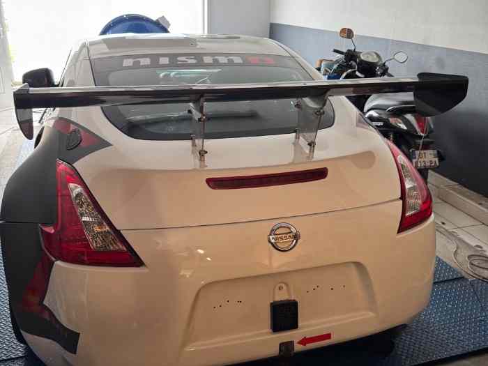 Nissan 370 3