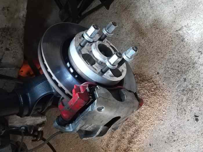 etriers avant neufs 206 s16 3