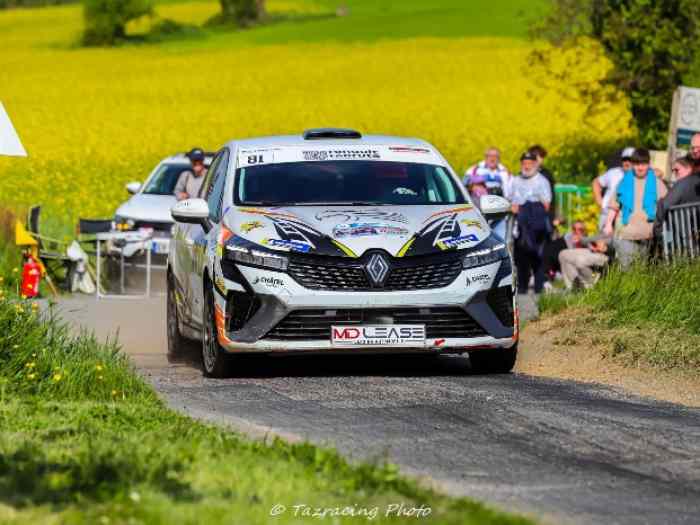 Clio rally 5 phase 2 n°704 0