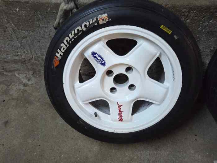 Pneus en 16 large Hankook 1