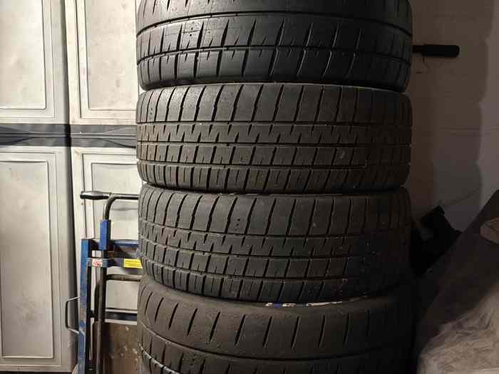 Pneus Michelin 17 pouces 0