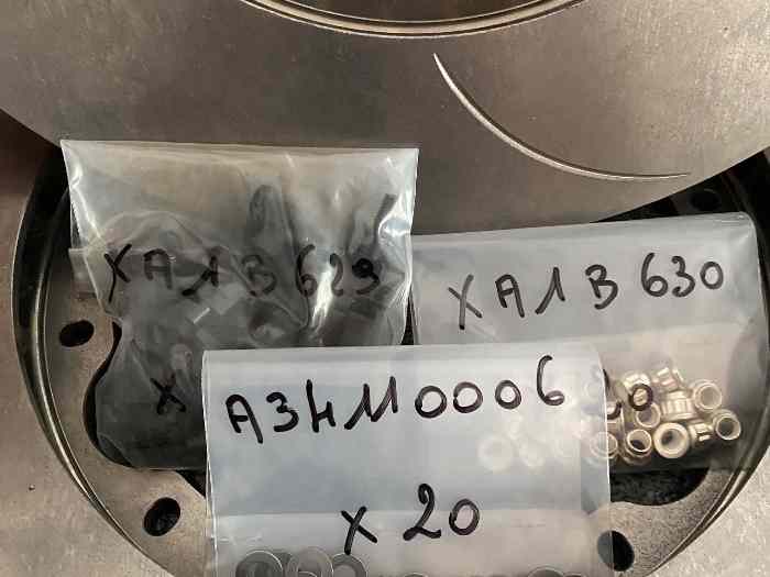 DISQUES AVANT MITSUBISHI LANCER R4 ASPHALTE 1