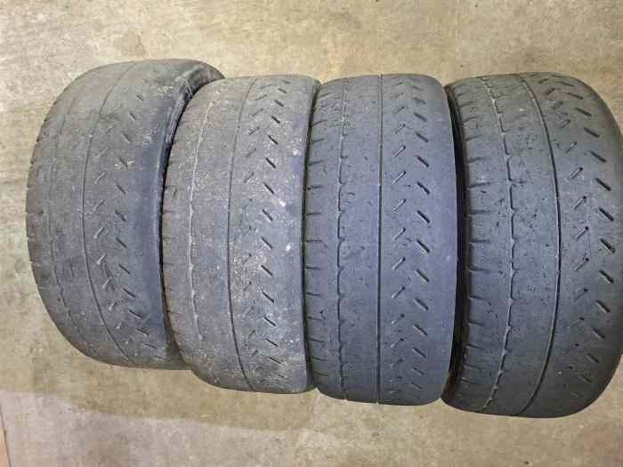 Pneu Michelin 16 2