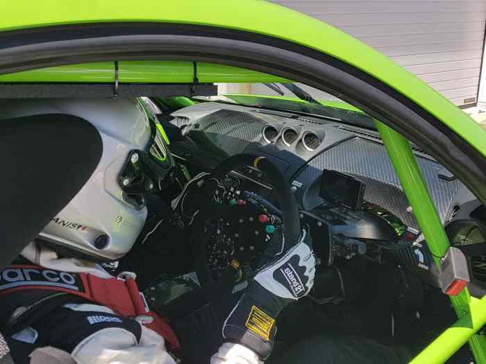 A VENDRE NISSAN 350Z GT2 chassis RJN 2