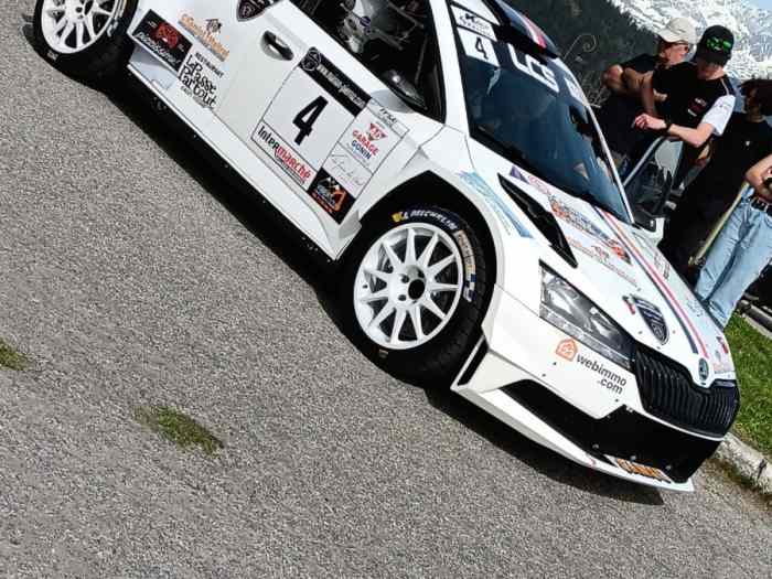 LCS loue Skoda Evo