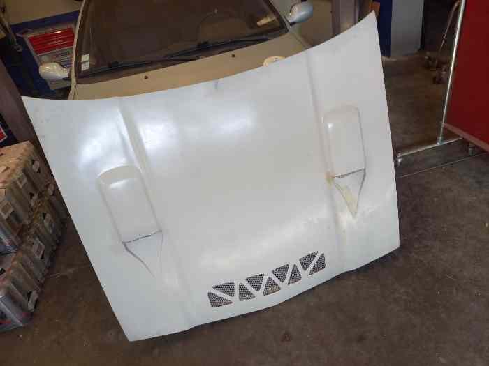 Capot fibre Opel manta 400