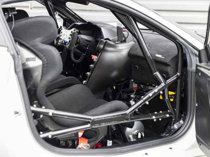 Ferrari 488 Challenge Evo 5