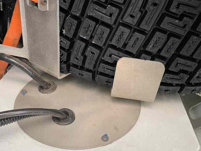 pneus terre neuf michelin 17/65/15 XL 92 2