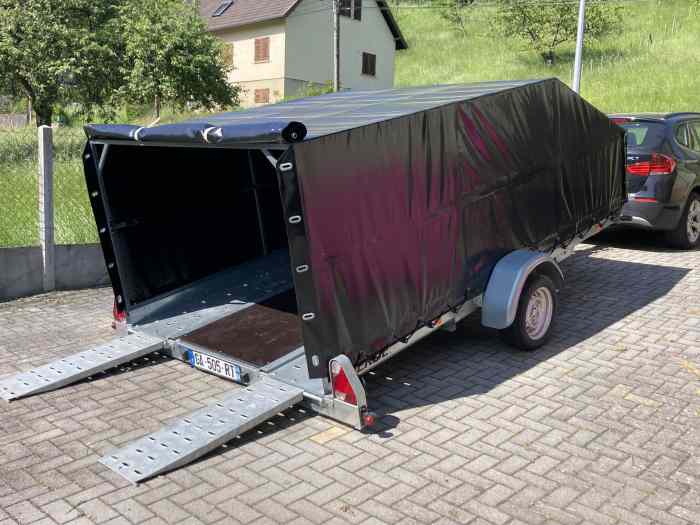 Remorque bâchée 1600 kg 1