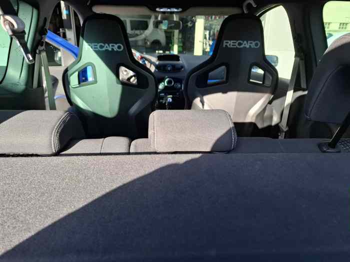 vends - echange clio 3 r27 f1 team 1