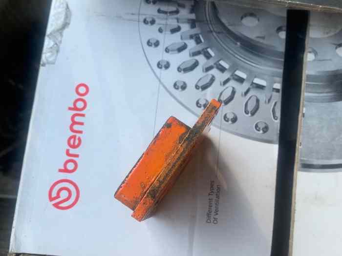Disque Ar + Plaquettes Pagid pour Saxo ;106 3