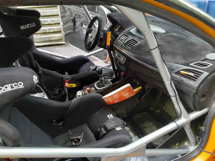 Megane n4 full renault sport 3
