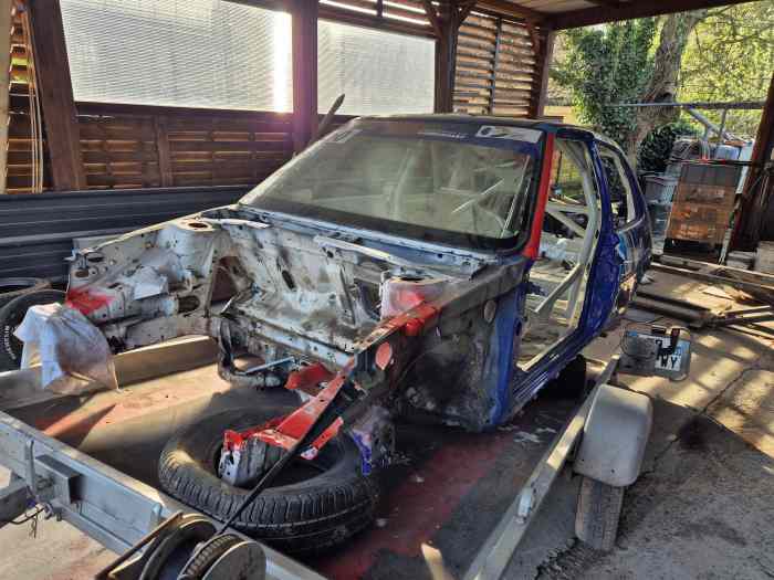 Caisse saxo vts f2000/13 accidenté 1